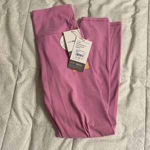 NWT Vuori Women’s AllTheFeels™ Legging